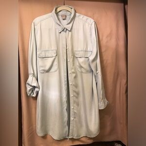 Chico’s Light Blue Button-Up long Shirt